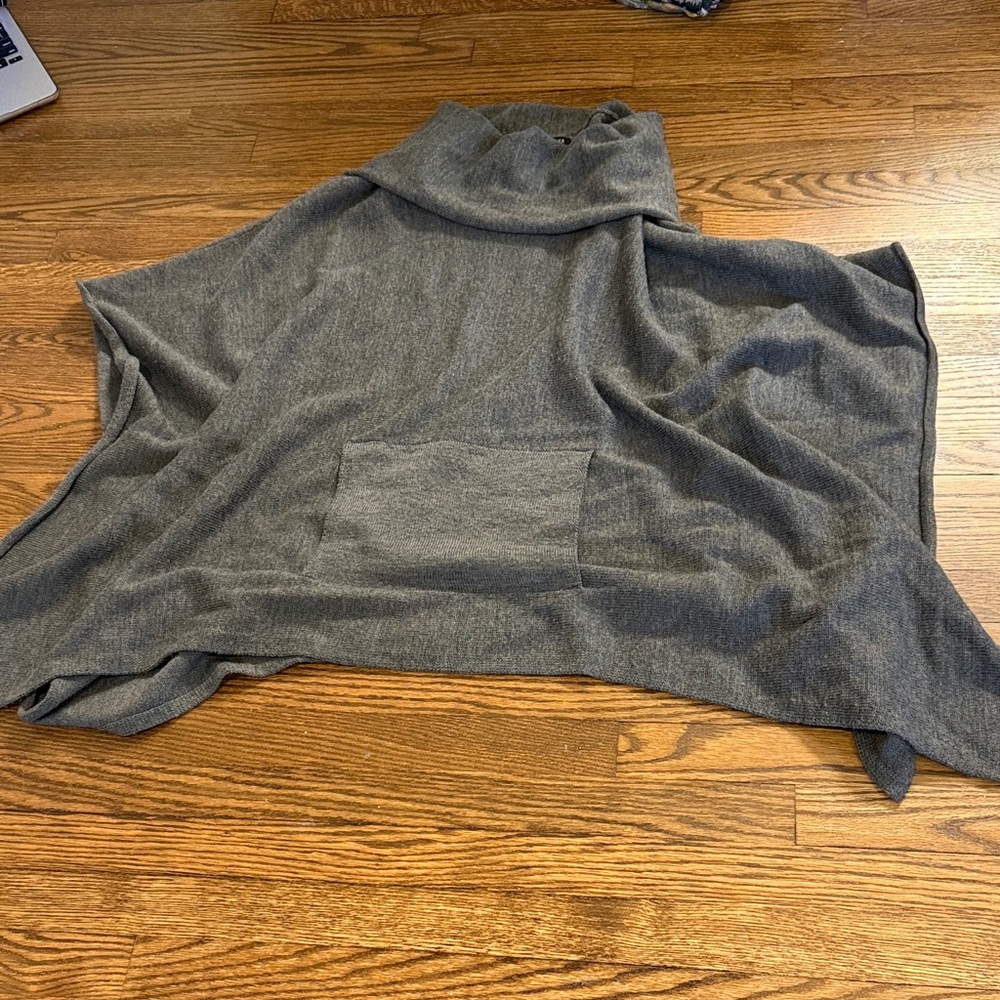 Eileen Fisher Heather Gray Knit Poncho Size Small